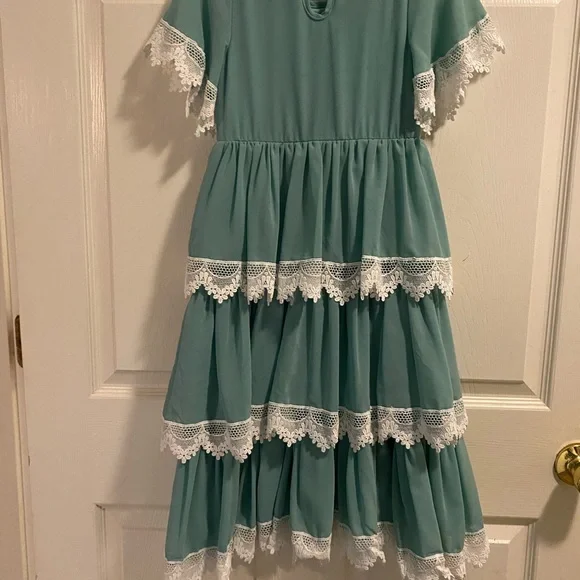 Beautiful Long Vintage Type Girls Dress Oopsie Daisy Size 4T - Picture 6 of 7